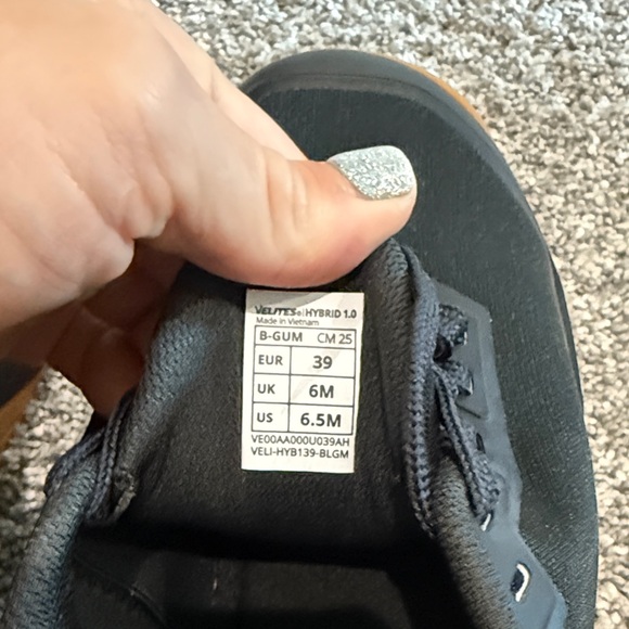 Black Athletic Women’s  Shoes - Picture 3 of 3